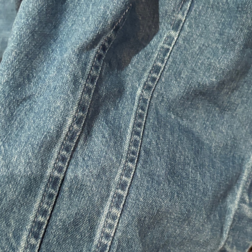 GAP Barrel Denim Shirt in L - Picture 4 of 6